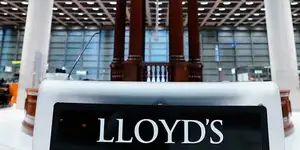   Lloyds  2023    5,9   