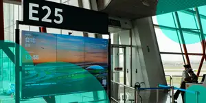 ФБР та кіберкомпанії попереджають авіакомпанії про атаки хакерської групи Scattered Spider
