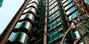 Lloyd’s стикається з тиском на тарифи перестрахування, жорсткішими вимогами та потребою у $500 млн капіталу