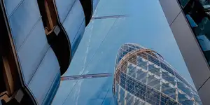 Swiss Re �������� �� 2026 �� $4.5 ���� ������� ��������