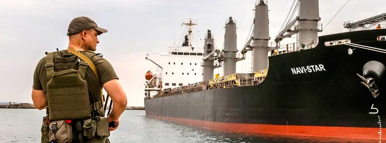 Международные страховщики приостановили страховое покрытие морских грузов украинского зерна