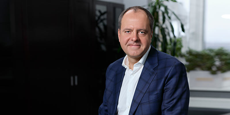 ����� ��人�, ������������ �������� �� CEO �������� �������� ������������